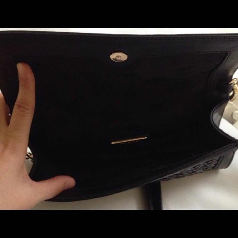 TB Robinson Basketweave Shoulder Bag/Clutch